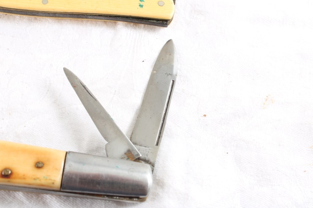 VOSS Cutlery & Schrade Walden Folding Knives - 3