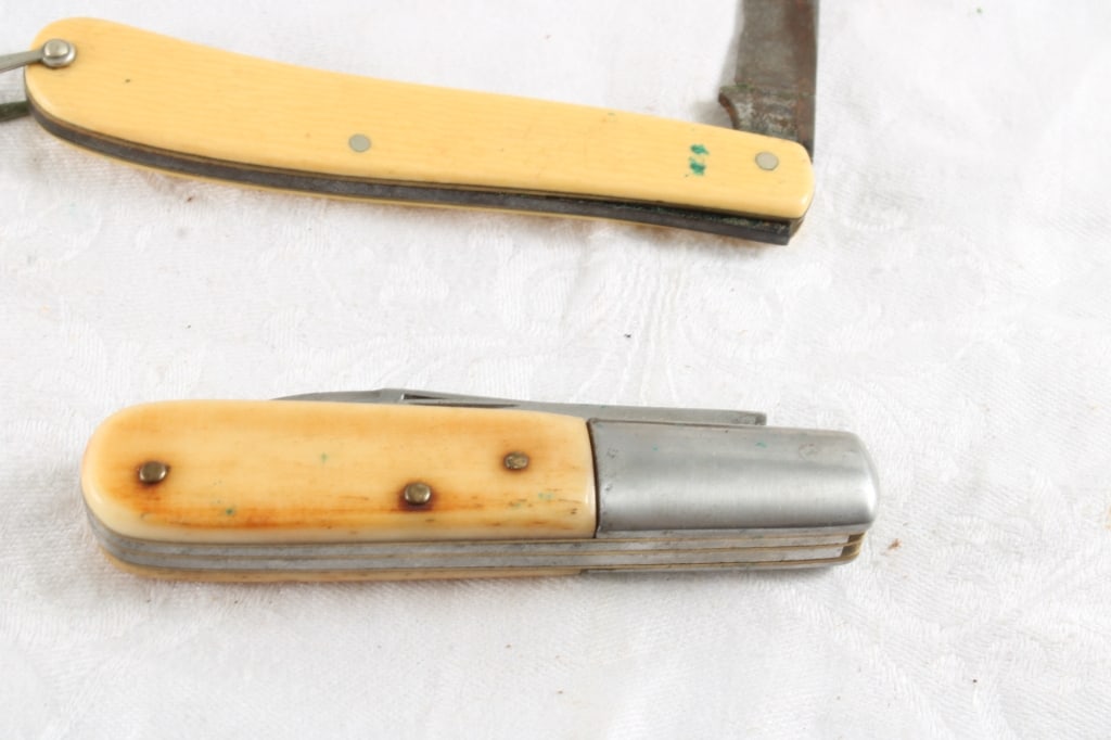 VOSS Cutlery & Schrade Walden Folding Knives - 8
