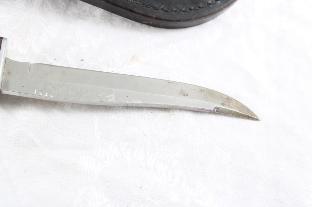 Buck Fixed Blade Knife Model 105 with Sheath - 14
