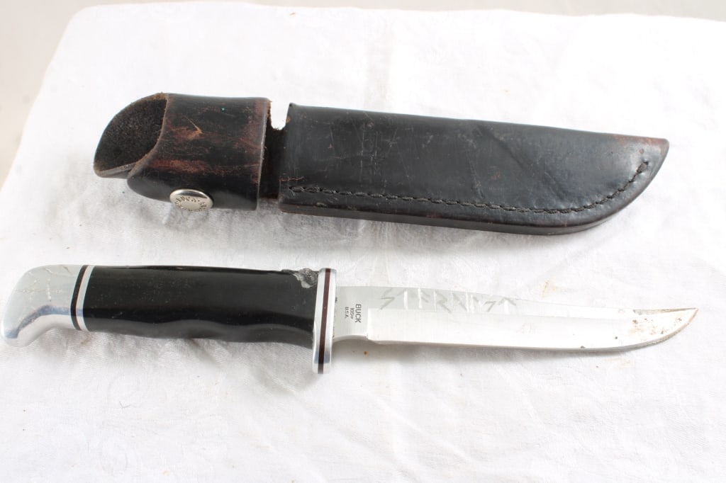 Buck Fixed Blade Knife Model 105 with Sheath (1 of 16)
