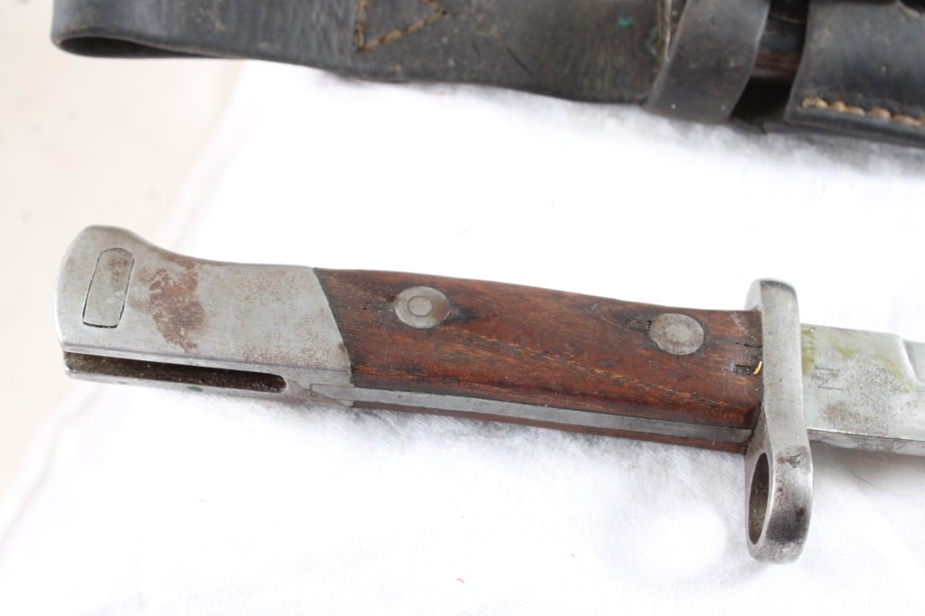Bayonet U.S. Military with Sheath and Frog - 2