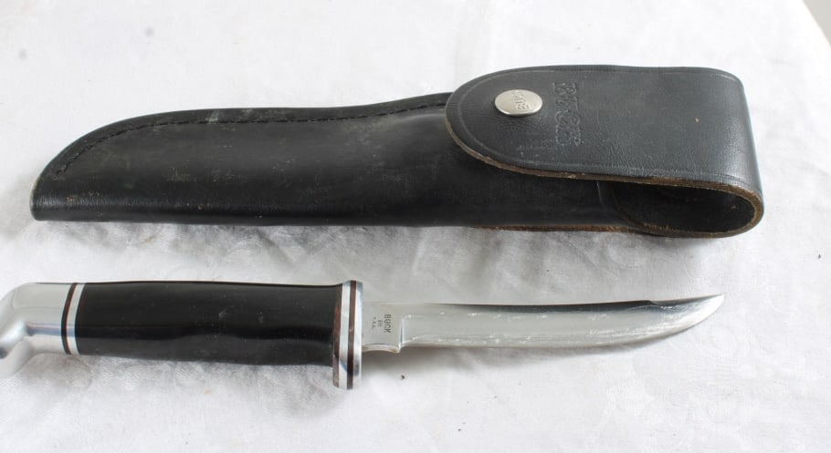 Buck Fixed Blade Knife #118 with Sheath (1 of 10)