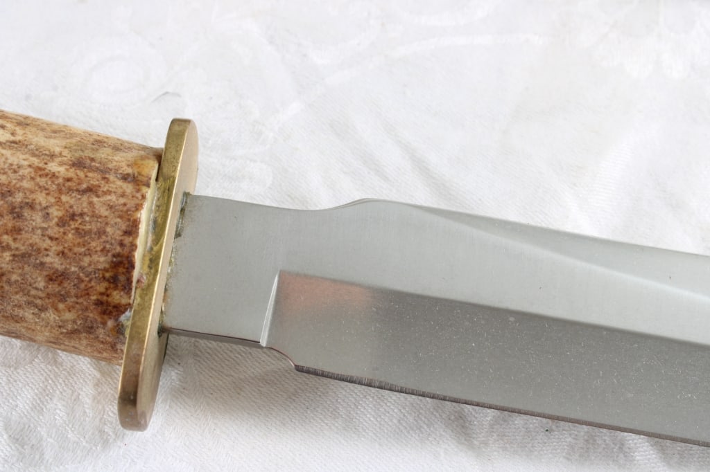 2 Fixed Blade Knives Trophy Stag and Other - 3