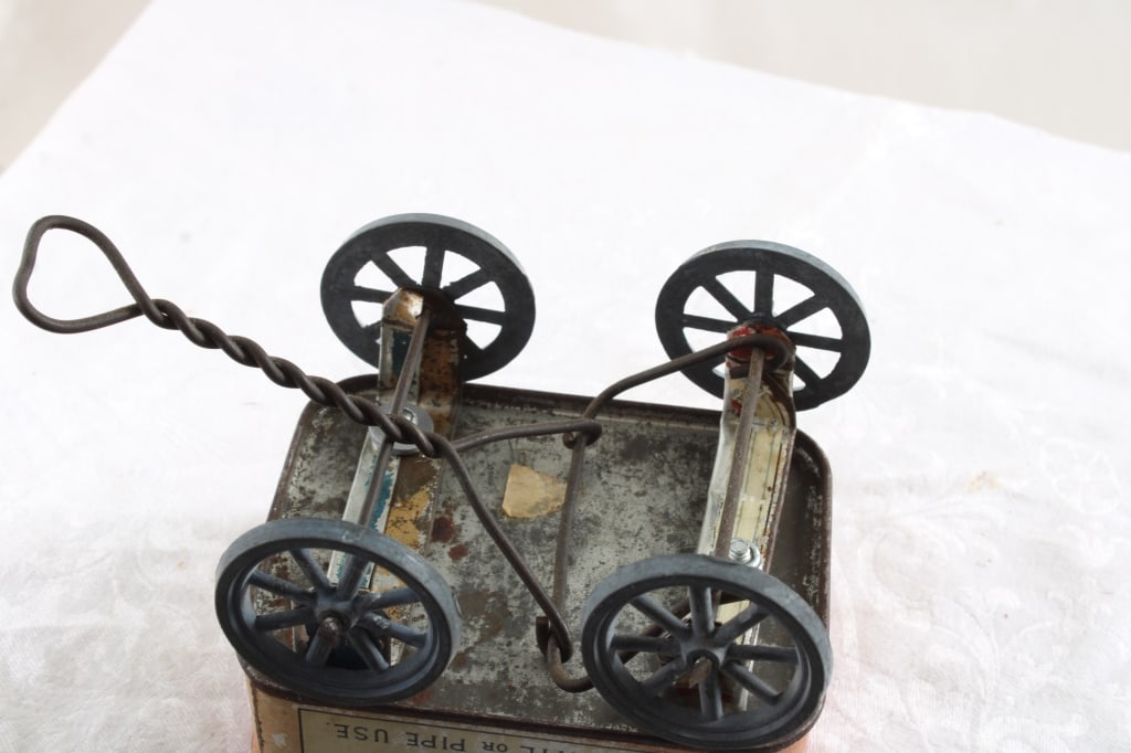 Wind Up Tin Trike, Wagon & Battery Lamp Post - 20