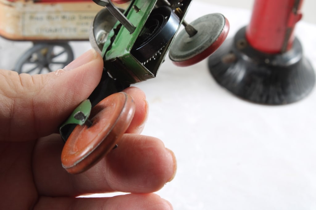 Wind Up Tin Trike, Wagon & Battery Lamp Post - 5