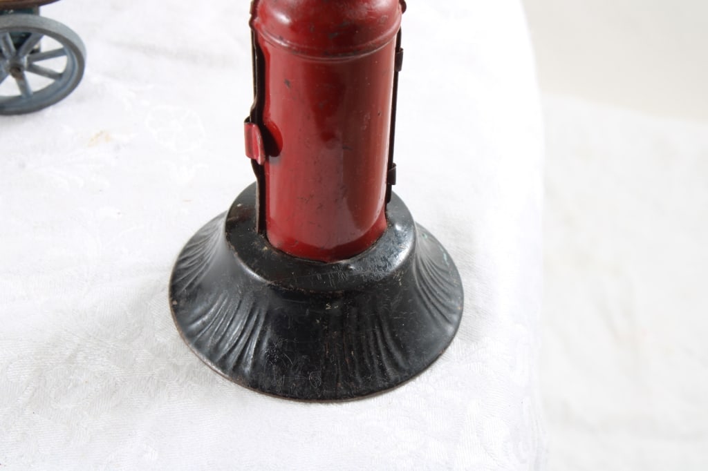 Wind Up Tin Trike, Wagon & Battery Lamp Post - 9
