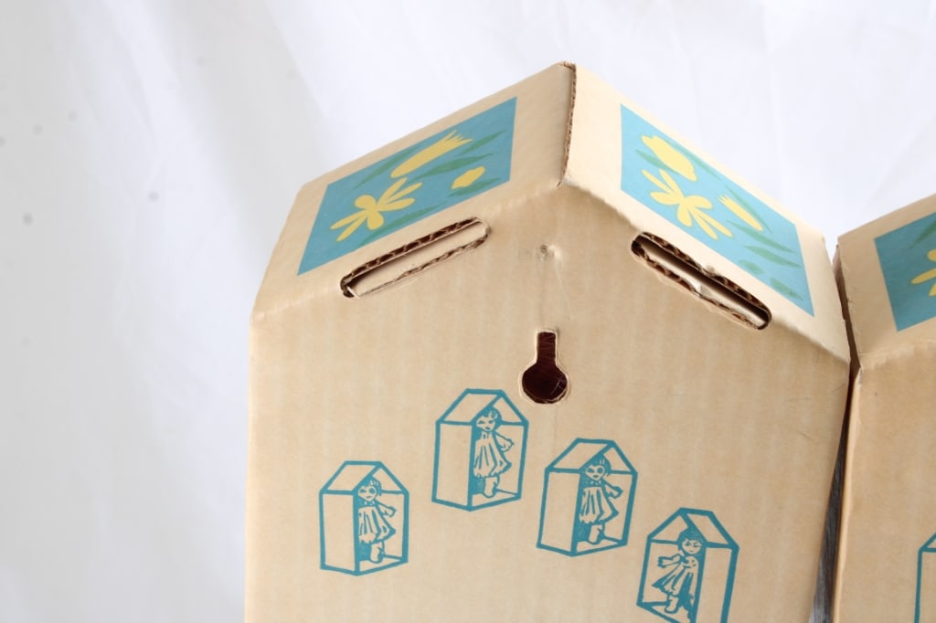 2 Uneeda Wishnik Petal People Dolls in Boxes - 9