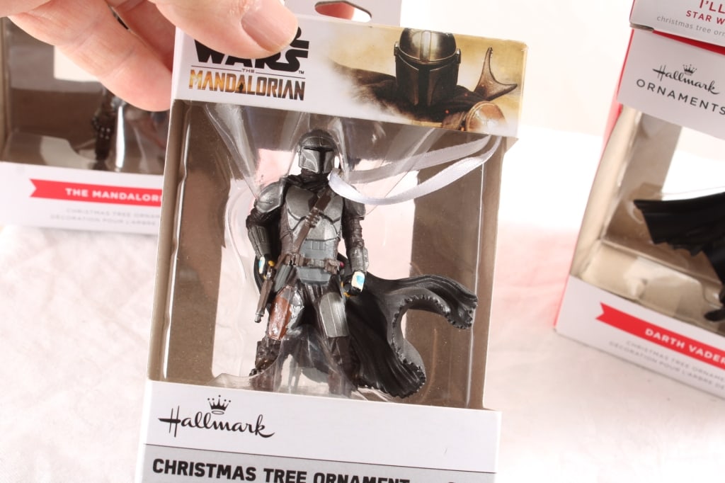 6 Star Wars Hallmark Ornaments - 7