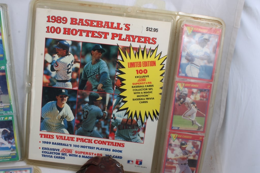 Baseball's Hottest Rookies, Players & Higgins Mitt - 14