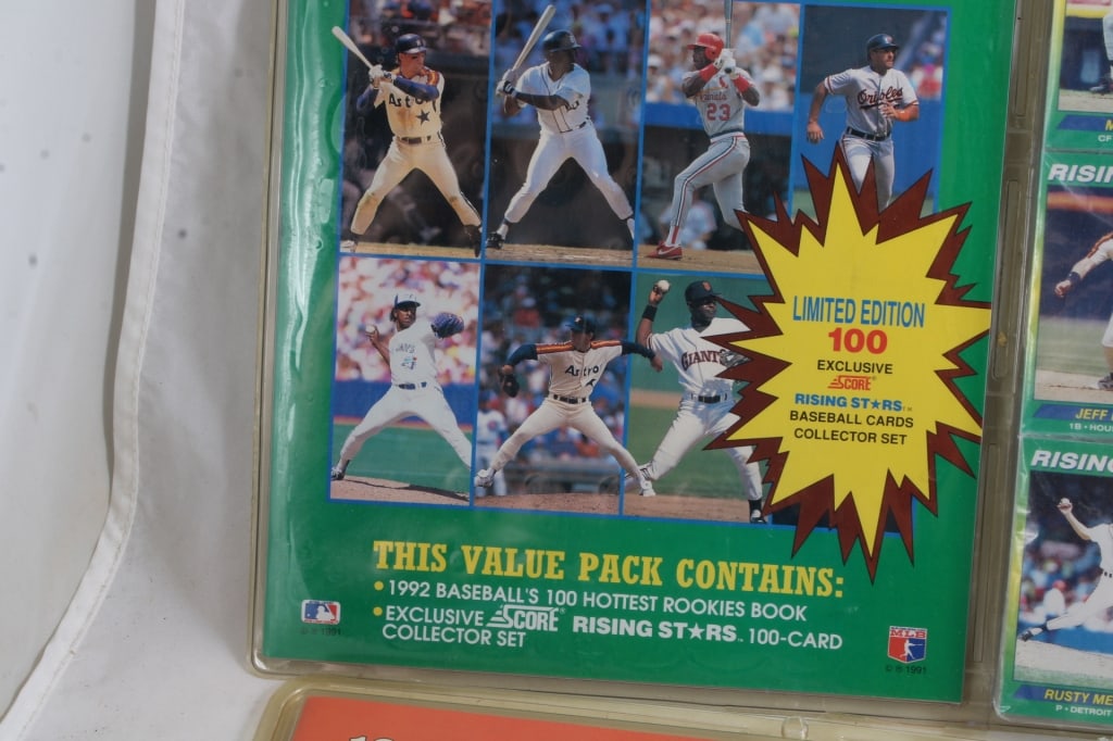 Baseball's Hottest Rookies, Players & Higgins Mitt - 6
