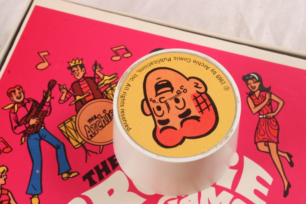 1969 Archie Whitman Game & Star Wars Collector Tin - 20