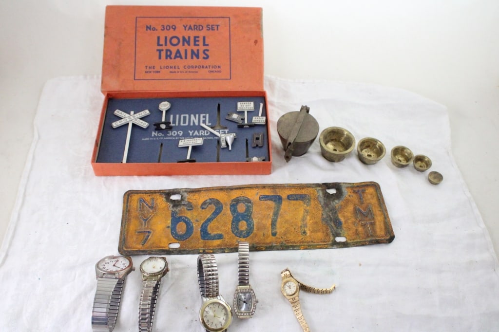 License Plate, Stackable Scale Wgts & Wristwatches (1 of 20)