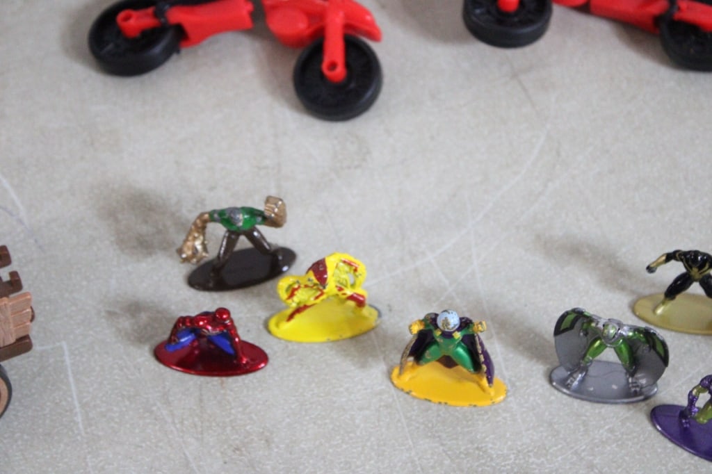 Marvel, DC Comics, Pixar & Goldlok Action Figures - 16