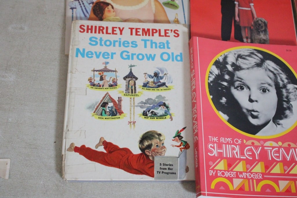 Shirley Temple Books, Arcade Cards, Pocket Mirrors - 4