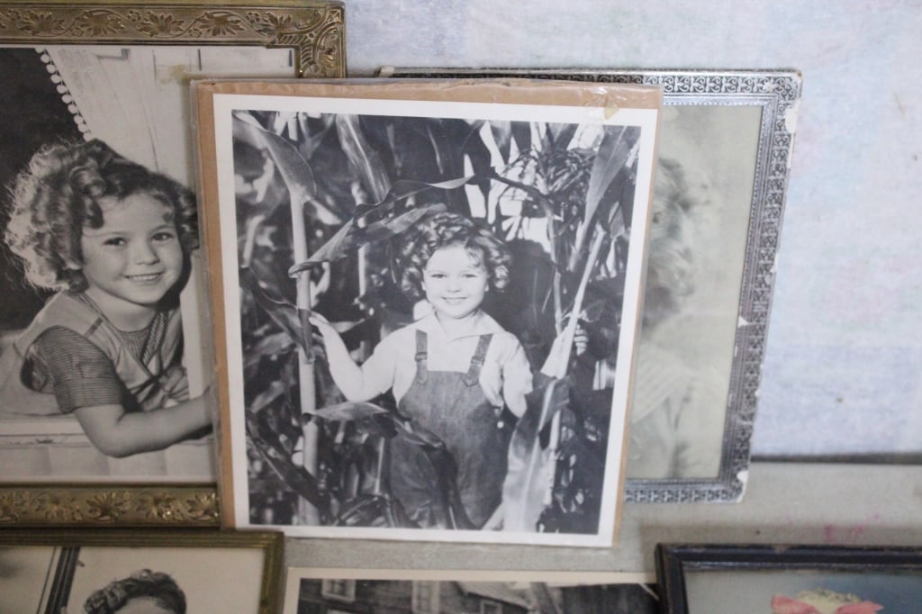 Shirley Temple LP, Pictures, Paper Dolls & More - 10
