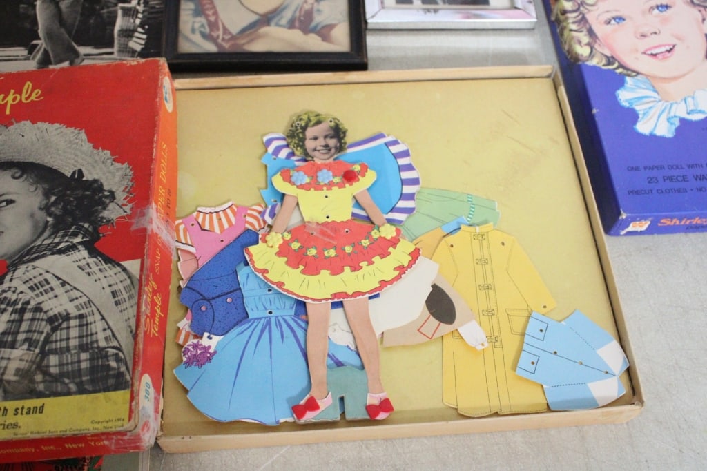 Shirley Temple LP, Pictures, Paper Dolls & More - 15