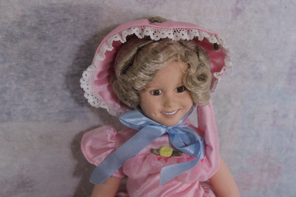 Shirley Temple LP, Pictures, Paper Dolls & More - 20