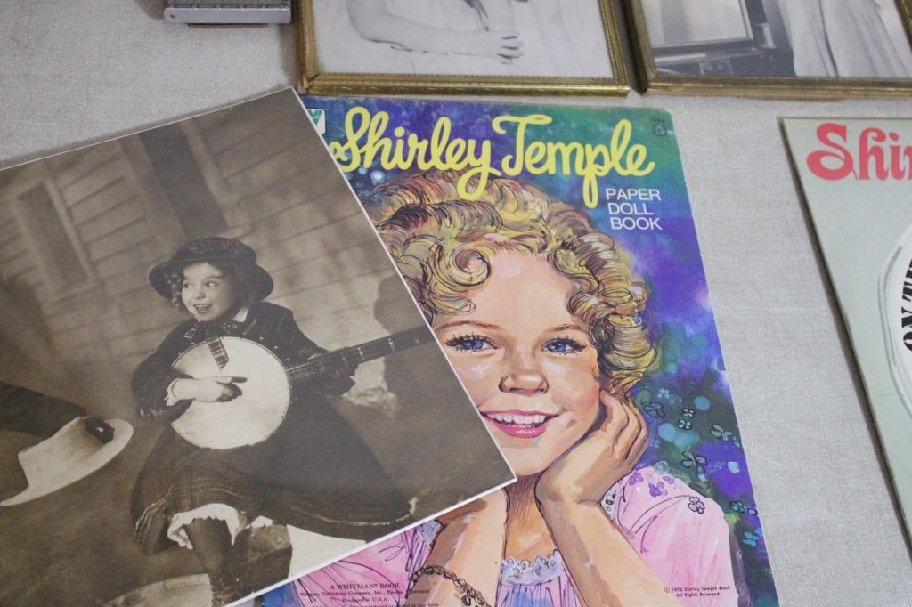 Shirley Temple LP, Pictures, Paper Dolls & More - 6