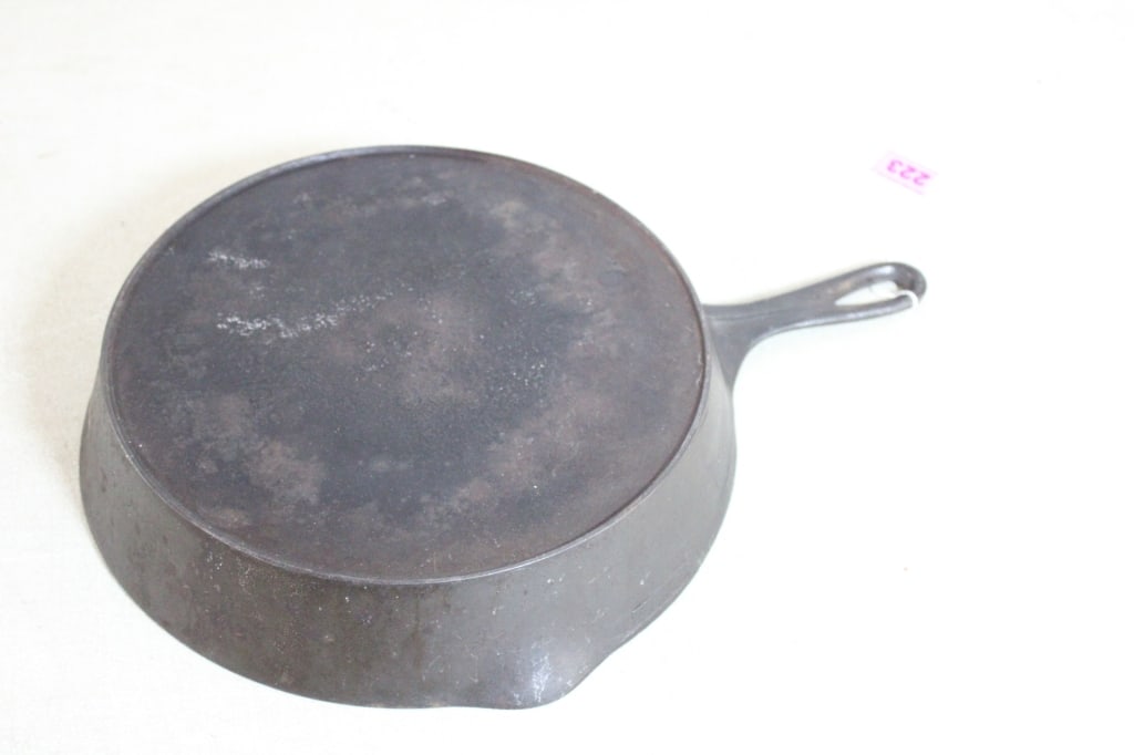 Wagner Sidney #10 Skillet with Heat Ring - 4