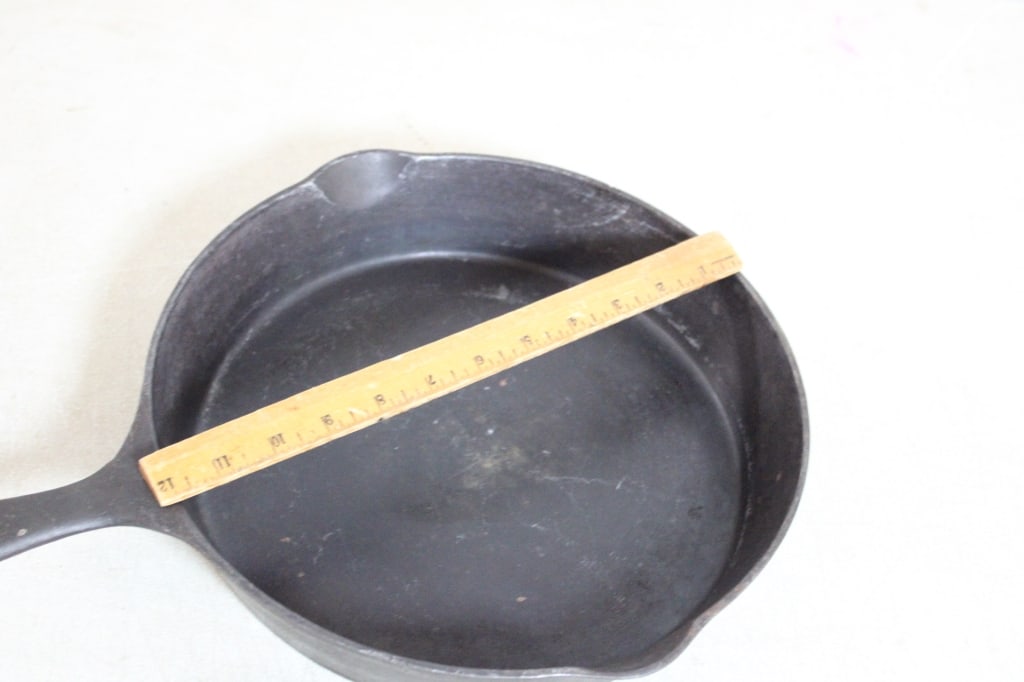 Wagner Sidney #10 Skillet with Heat Ring - 9