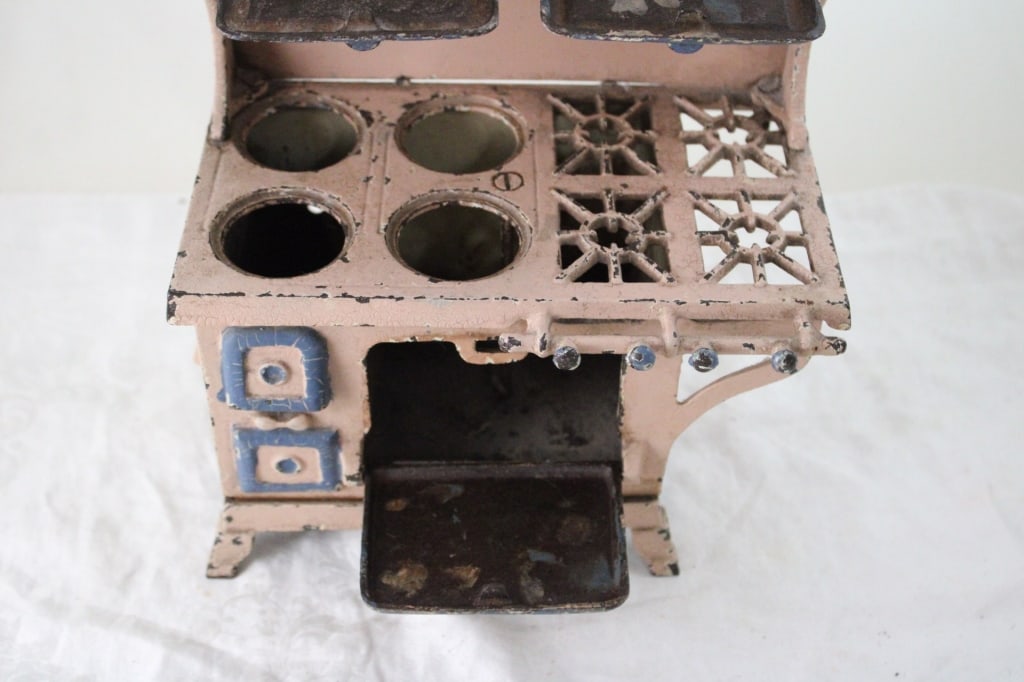 Blue Bird Cast Iron Child's Oven Stove - 10