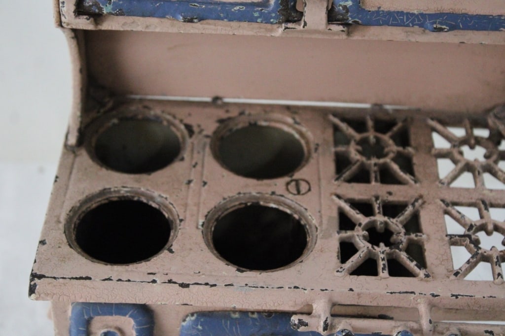 Blue Bird Cast Iron Child's Oven Stove - 6