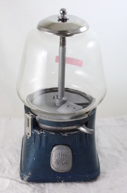 Old Try Some 5 Cent Gumball Machine (1 of 11)