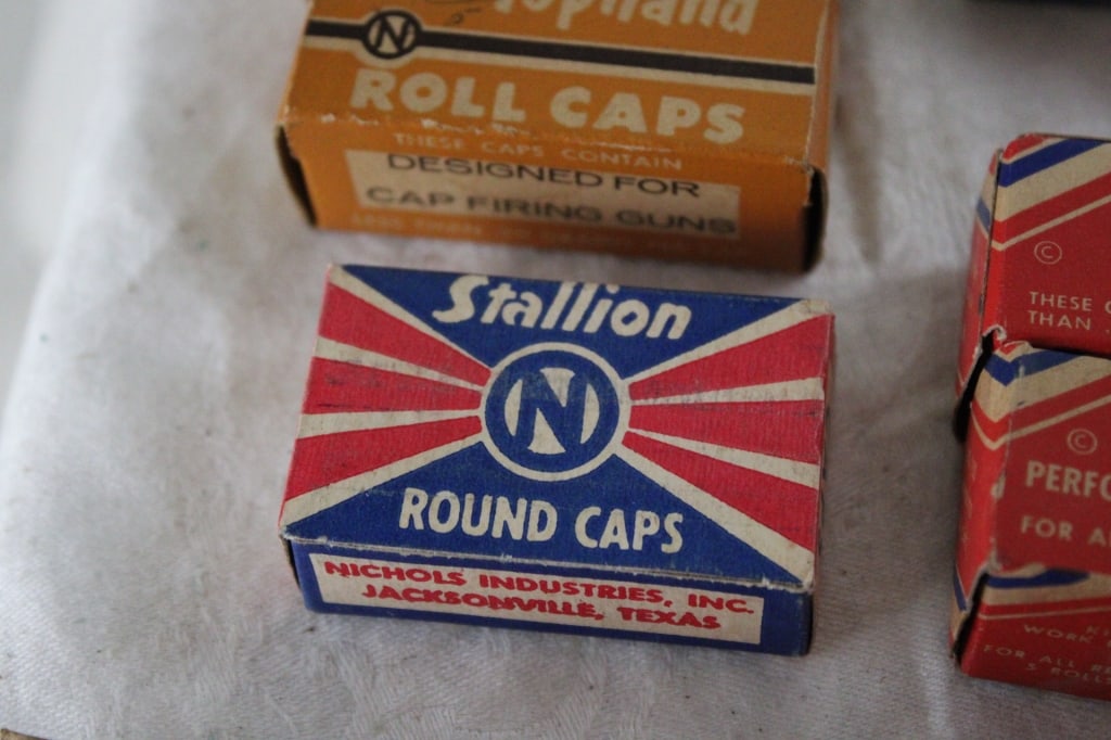 14 Boxes Roll Caps, Leader Python Snakes - 3