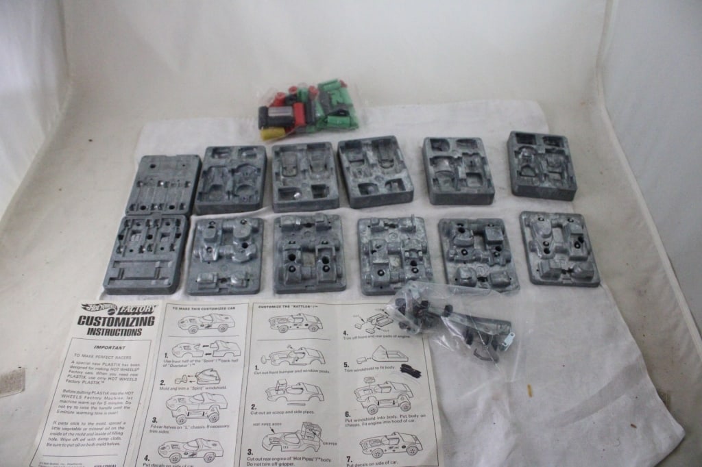 1969 Mattel Hot Wheel Factory Molds Complete Set: 1969 Mattel Hot Wheel Factory Molds Complete Set - and Accessories. Lot Size 7" x 7" x 3". 4 Lbs. All information and photos, which are part of the description, are intended to be as accurate as