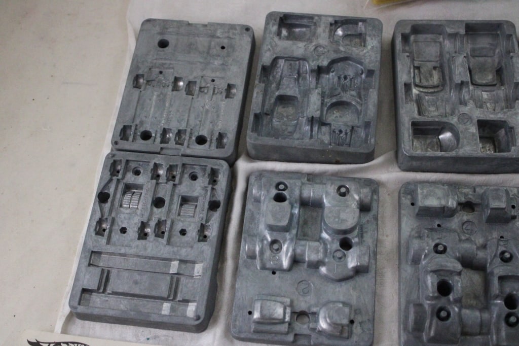 1969 Mattel Hot Wheel Factory Molds Complete Set - 8