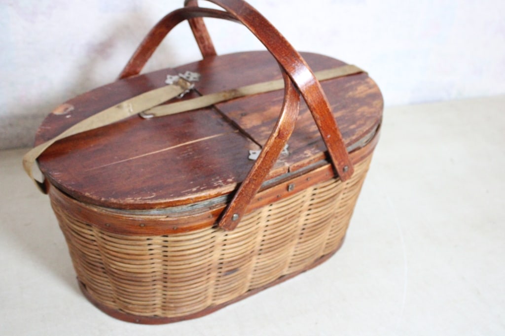 Hawkeye Refrigerator Wooden Wicker Picnic Basket - 6