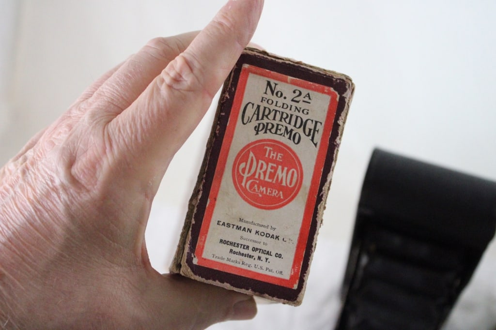 4 Antique Folding Cameras - 14