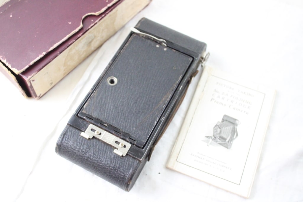 4 Antique Folding Cameras - 19