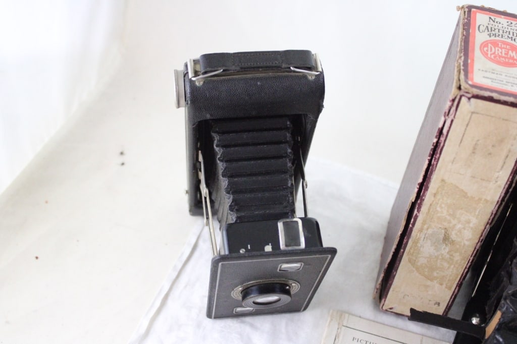 4 Antique Folding Cameras - 7