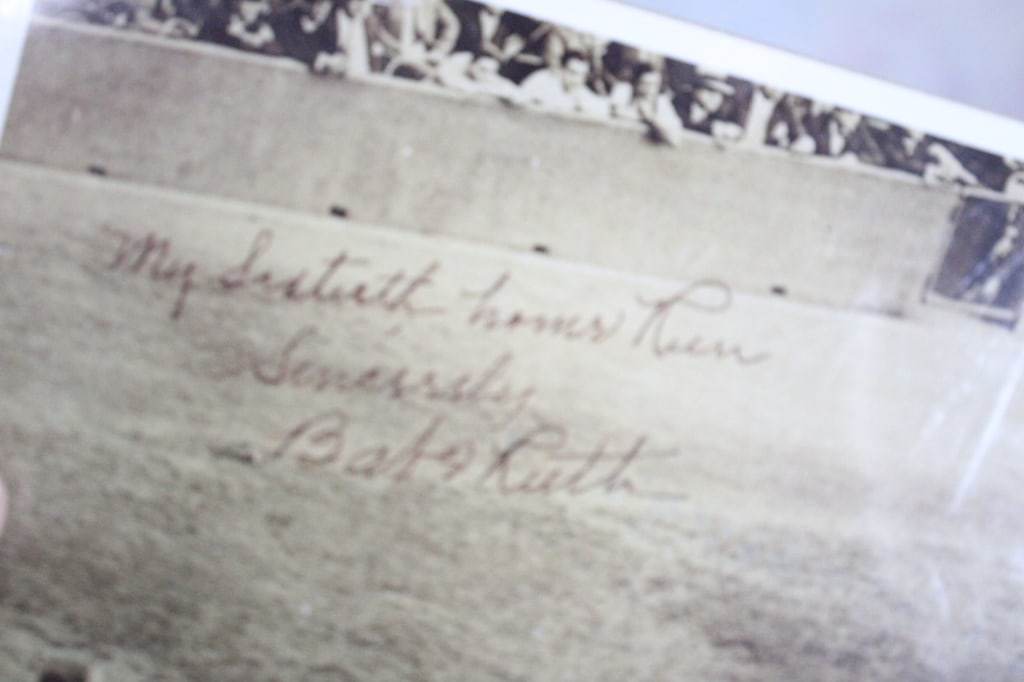 Beatles, Gene Autry, Pinup Pictures, Sign & More - 17