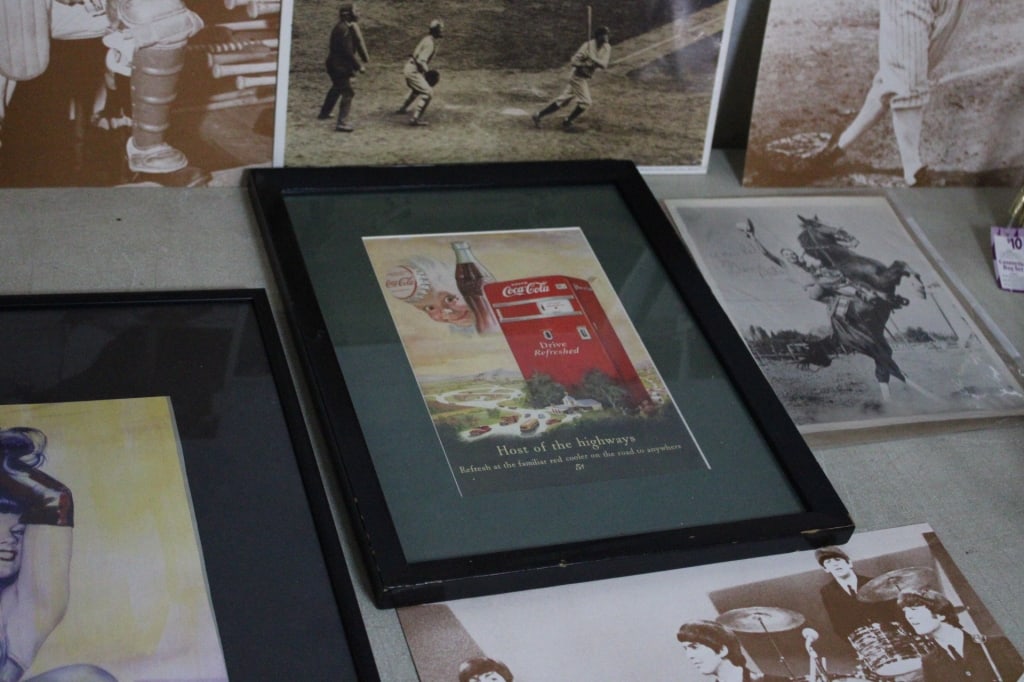 Beatles, Gene Autry, Pinup Pictures, Sign & More - 9