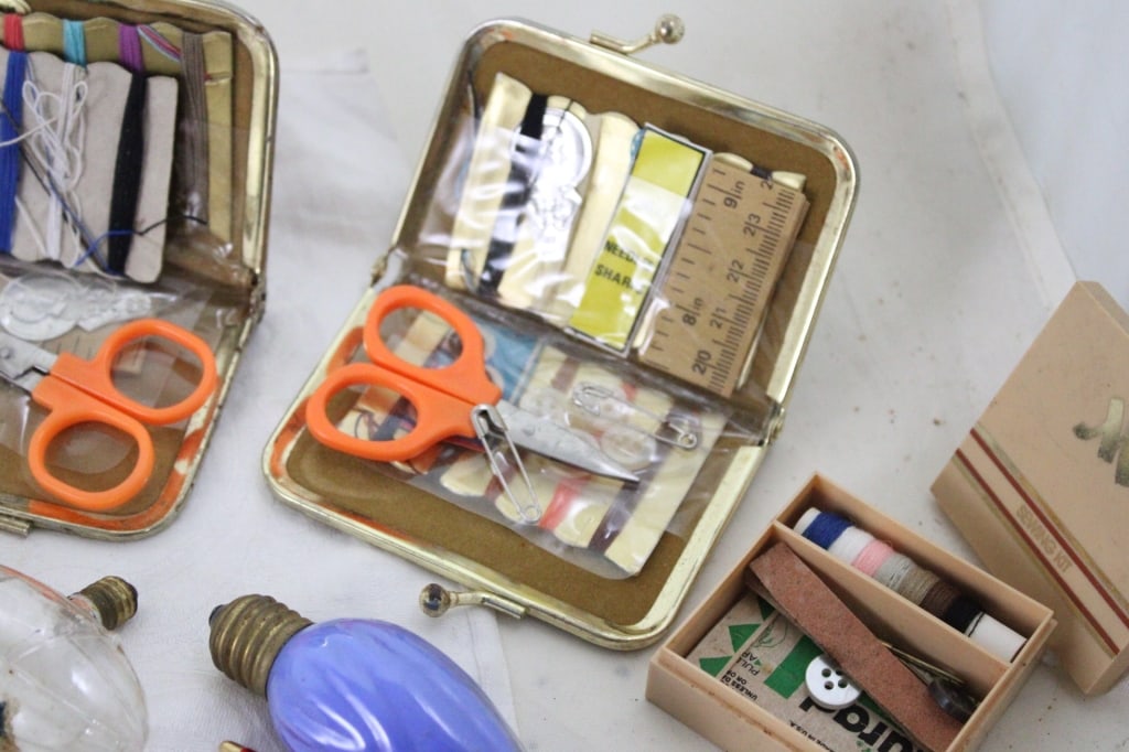Advertising, Anri Condiment Wood Spoons & More - 11