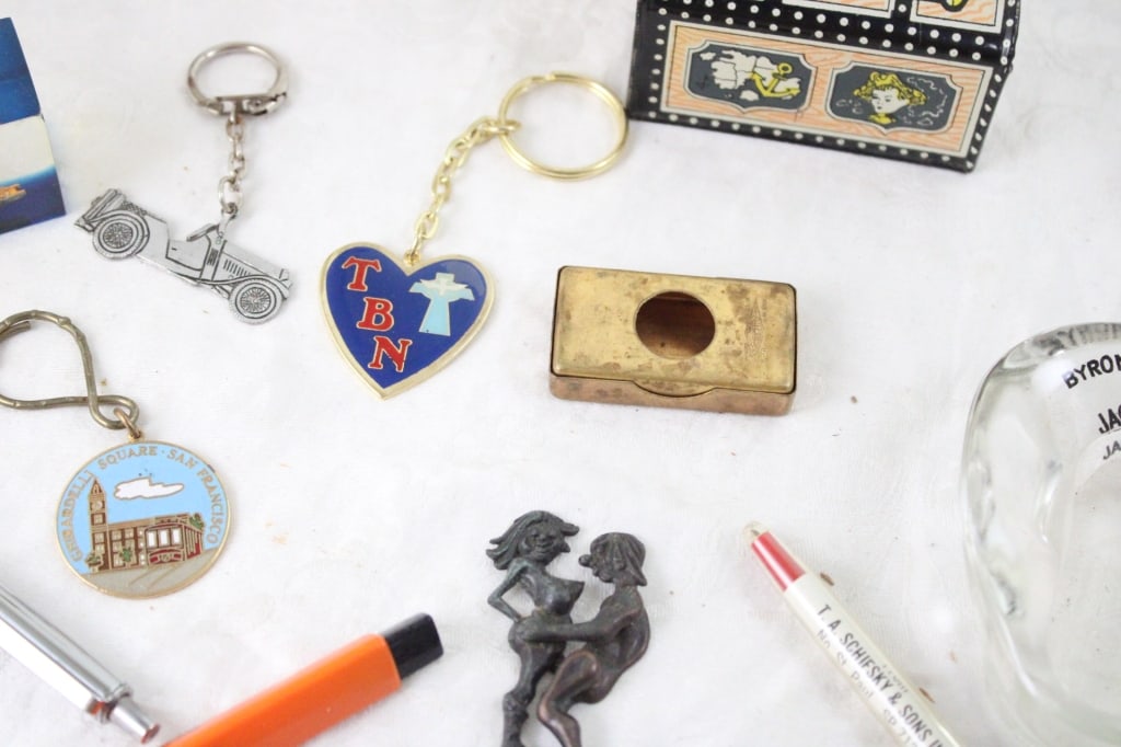 Advertising, Anri Condiment Wood Spoons & More - 15