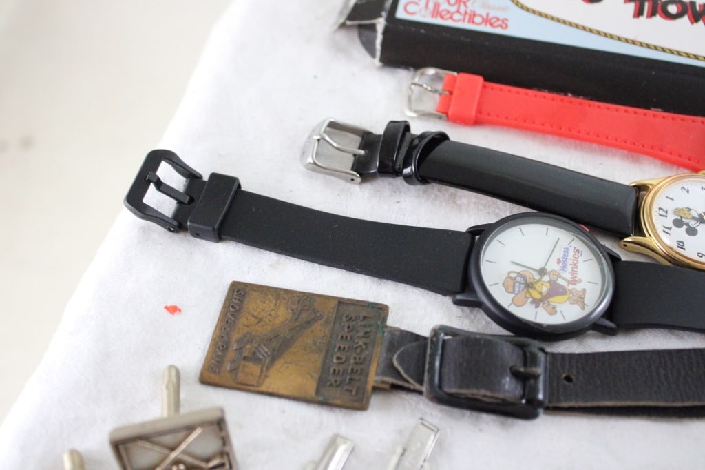 Howdy Doody, Twinkie, Mickey Mouse Watches - 10