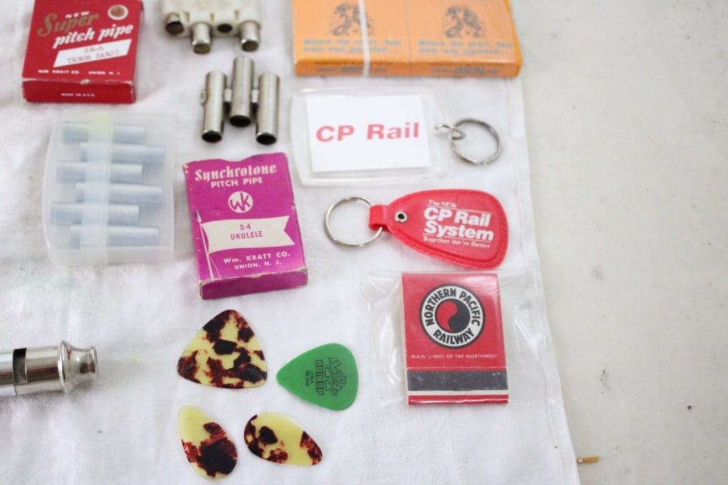 WW2 Celluloid Bank, Adv Pins, Whistle & More - 6