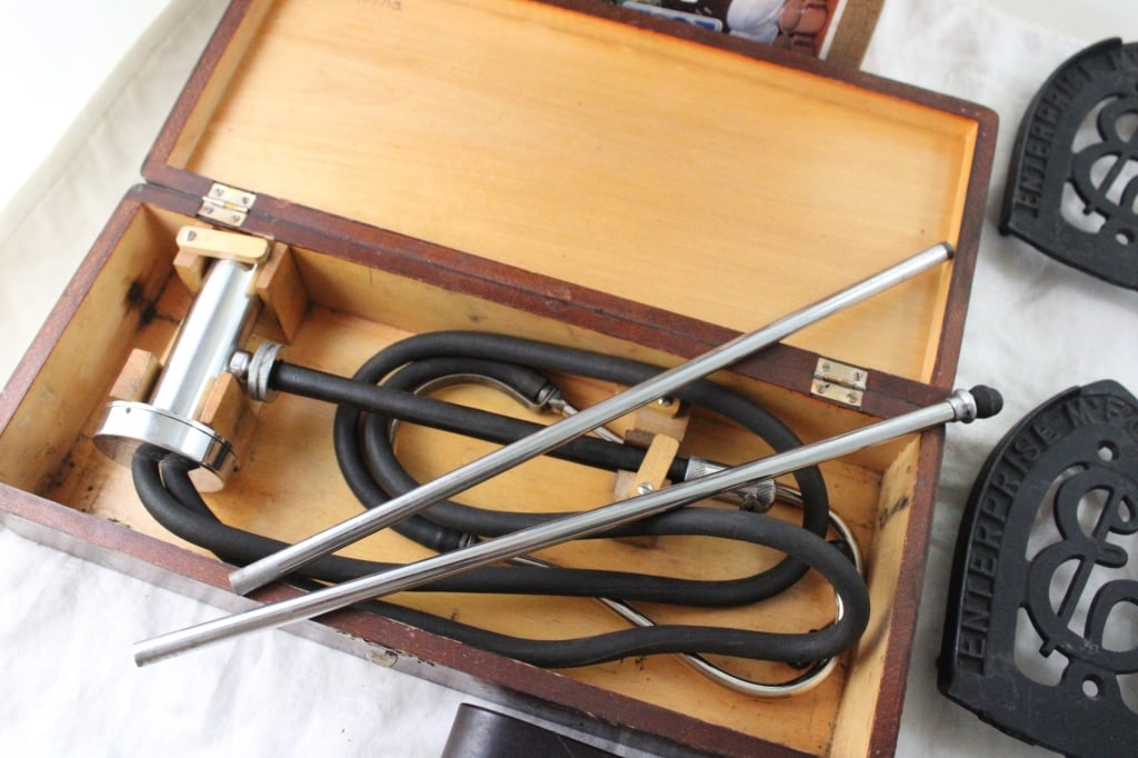 Mirro Camp Cook Set, Engine Stethoscope &Trivets - 3