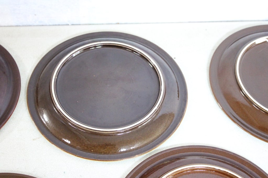 Red Wing Village Green Dinnerware - 14