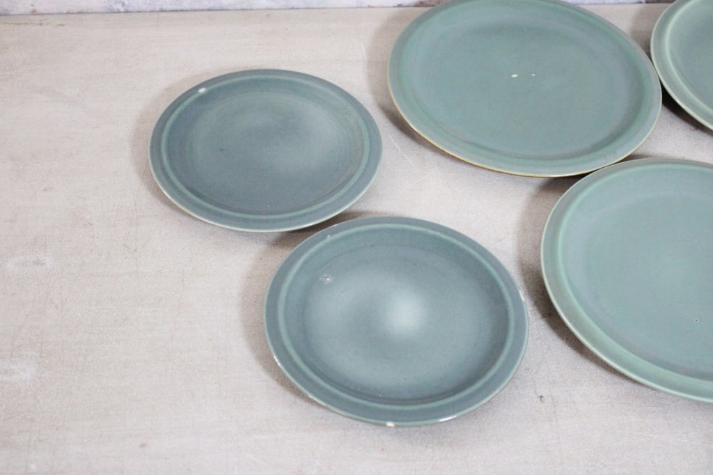 Red Wing Village Green Dinnerware - 2