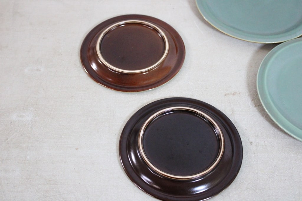 Red Wing Village Green Dinnerware - 3