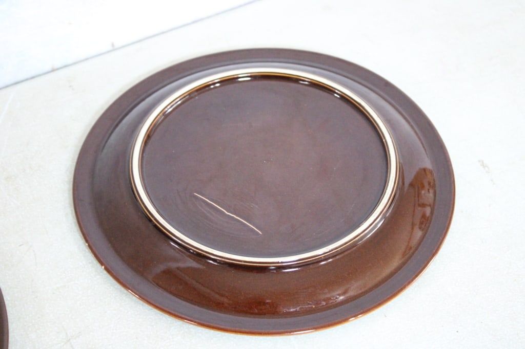Red Wing Village Green Dinnerware - 9