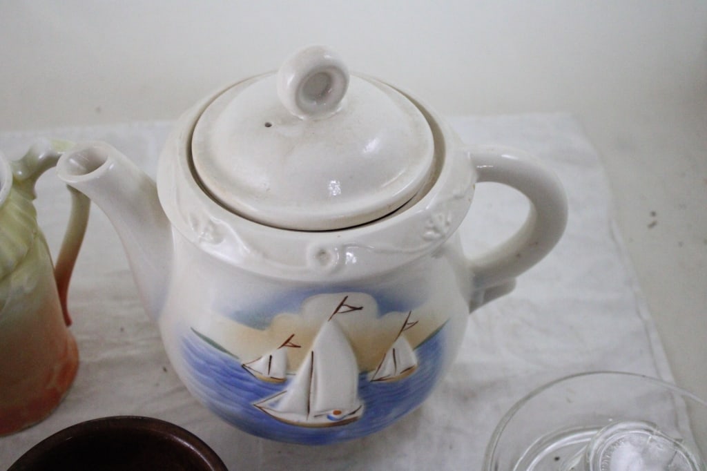 Bavaria Pitcher, Red Wing Custard Cup & More - 4