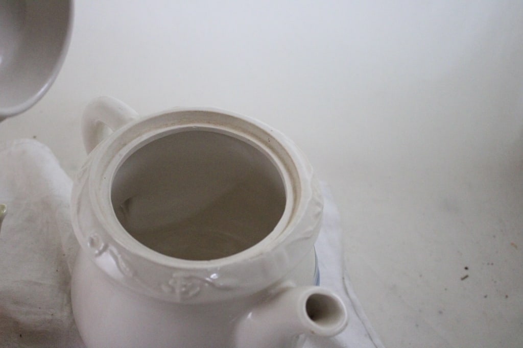 Bavaria Pitcher, Red Wing Custard Cup & More - 6