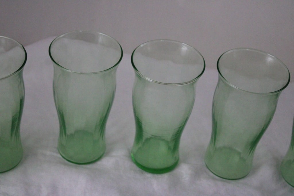 8 Uranium Vaseline 5.5" Juice Glasses GLOW - 4