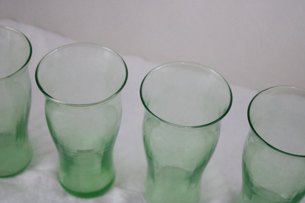 8 Uranium Vaseline 5.5" Juice Glasses GLOW - 8