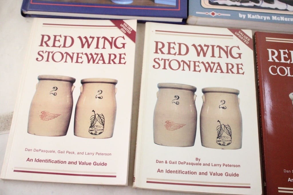 5 Red Wing Collectors Books and others - 5